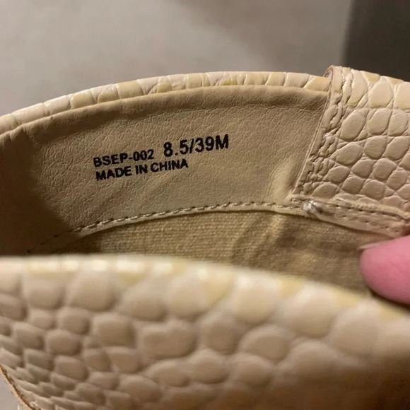 Chinese Laundry Women's Bonnie Ankle Boot 8.5 - Picture 4 of 6